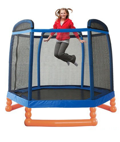Trampoline Jumping-  7Ft Dlx